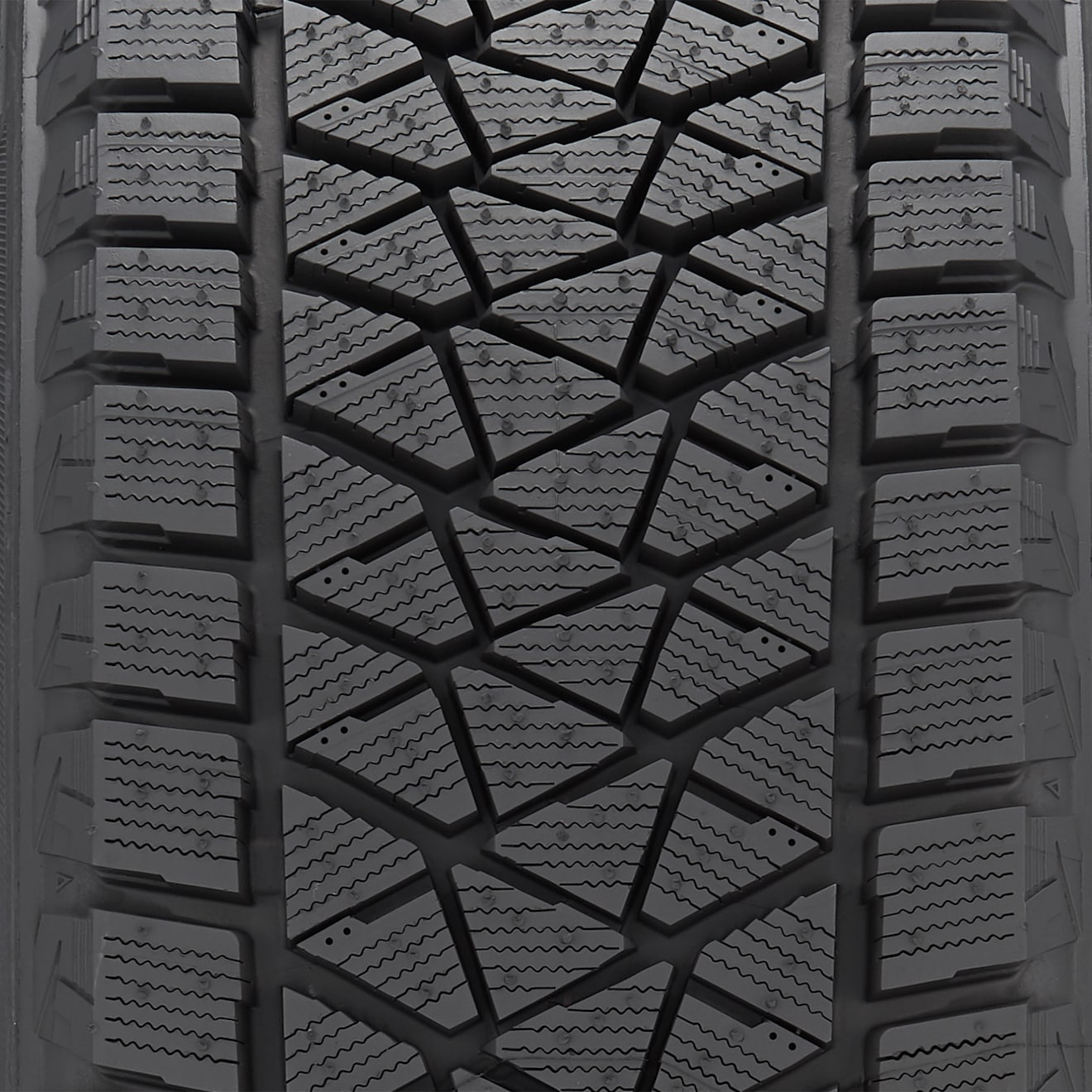 Bridgestone Blizzak DM-V2