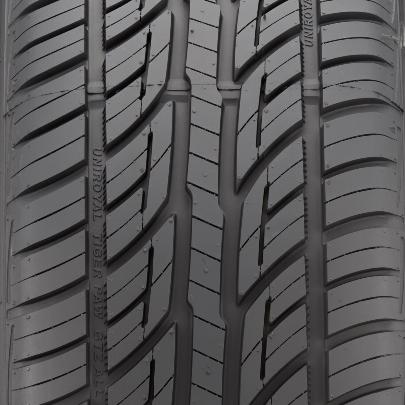 Uniroyal Tiger Paw GTZ All Season 2 | 235/45ZR18