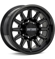 MR323 8-Lug Gloss Black